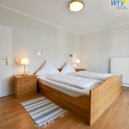 Haus Am Hövt - 8 Apartment *